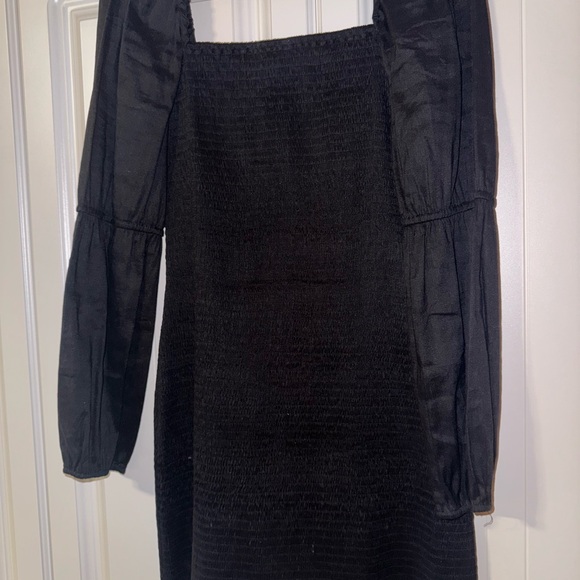 Gianni Bini Black Smocked Long Sleeve Bodycon Mini Dress – Size M - Picture 3 of 5